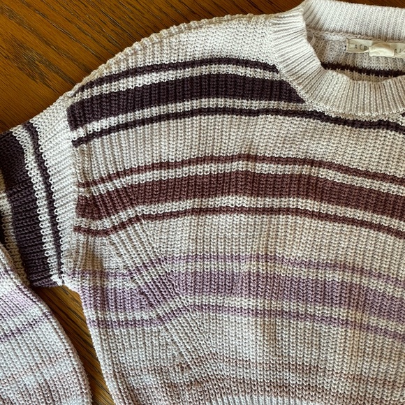 Aeropostale Cropped Striped Sweater Size Small - Picture 4 of 8